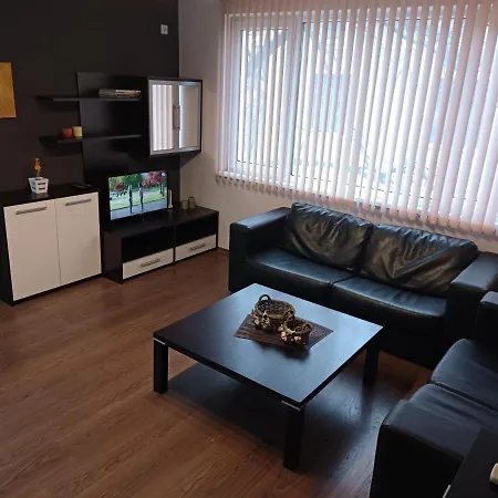 Apartman Апартамент Даяна *